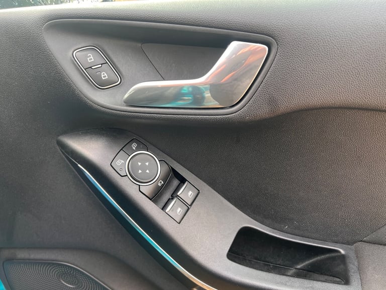 2018 Ford Fiesta 1.1 Ti-VCT Zetec Hatchback 5dr Petrol Manual Euro 6 (s/s) (85