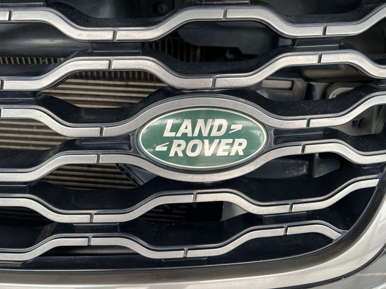 2017 Land Rover Range Rover Velar 3.0 SD6 V6 First Edition SUV 5dr Diesel Auto 4WD Euro 6 (s/s) (...