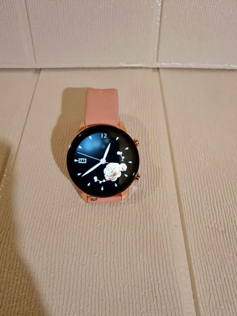 Ladies smart watch 