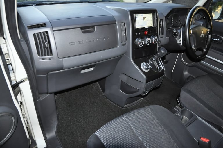 2010 Mitsubishi Delica D5 4WD ROADEST MPV Petrol Automatic