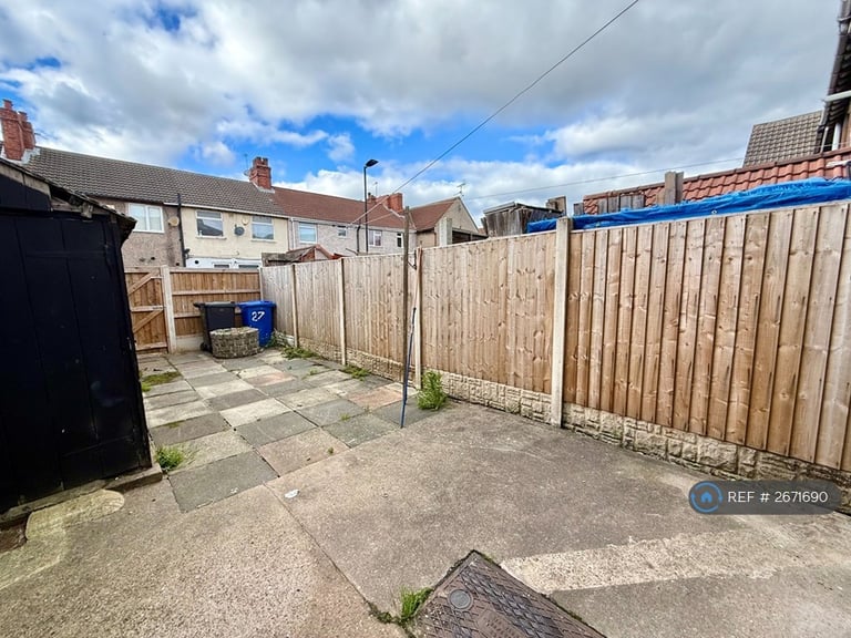 2 bedroom house in Balfour Road, Bentley, Doncaster, DN5 (2 bed) (#2671690)
