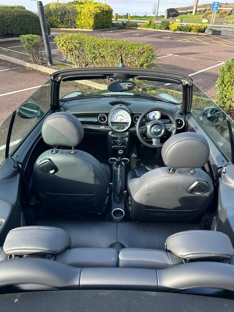 Mini, CONVERTIBLE, Convertible, 2012, Manual, 1598 (cc), 2 doors