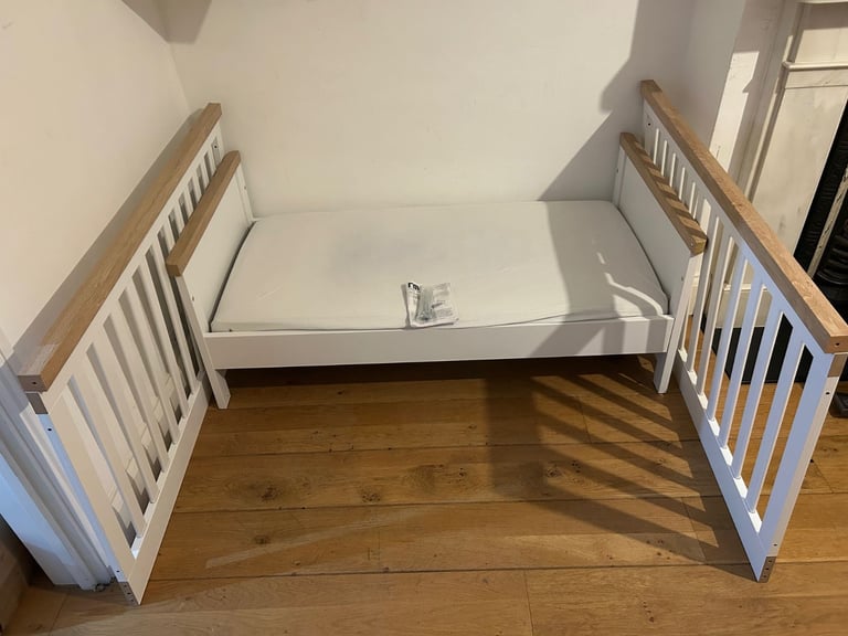 Cot bed/kids bed, mattress and full bedding sets (brand new over £600)
