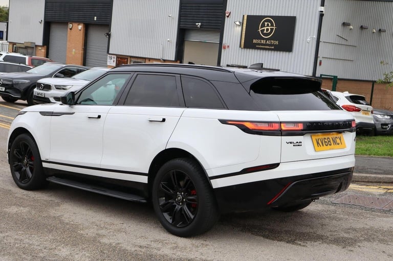 LAND ROVER RANGE ROVER VELAR 2.0 D240 R-Dynamic SE Auto 4WD Euro 6 (s/s) 5dr
