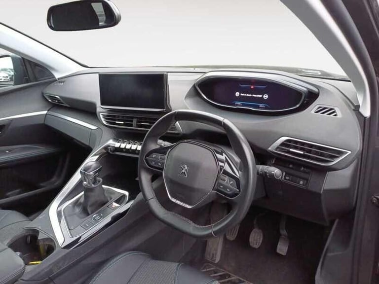 2022 Peugeot 5008 1.2 PureTech Allure SUV 5dr HATCHBACK Petrol Manual
