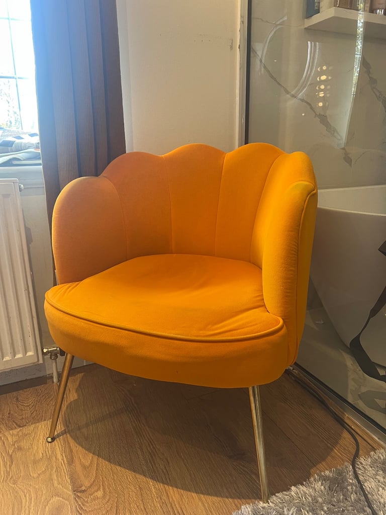 Orange chair 