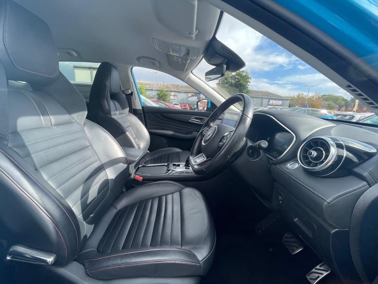 2023 MG MG HS 1.5 T-GDI 16.6kWh Trophy Auto Euro 6 (s/s) 5dr ESTATE Petrol/Electric Hybrid Automatic