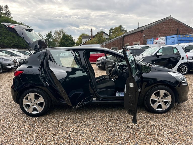 2016 Renault Clio 1.2 16V Dynamique Nav Euro 6 5dr HATCHBACK Petrol Manual
