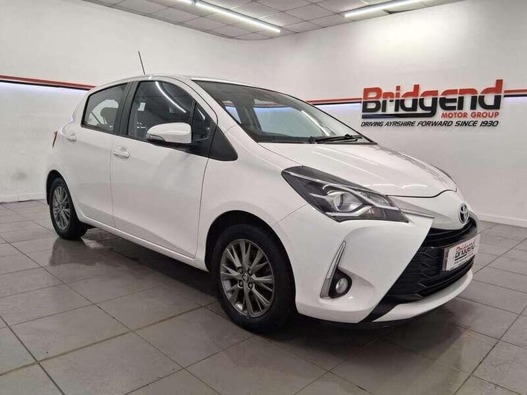 image for 2019 Toyota Yaris 1.5 VVT-i Icon Hatchback 5dr HATCHBACK Petrol Manual