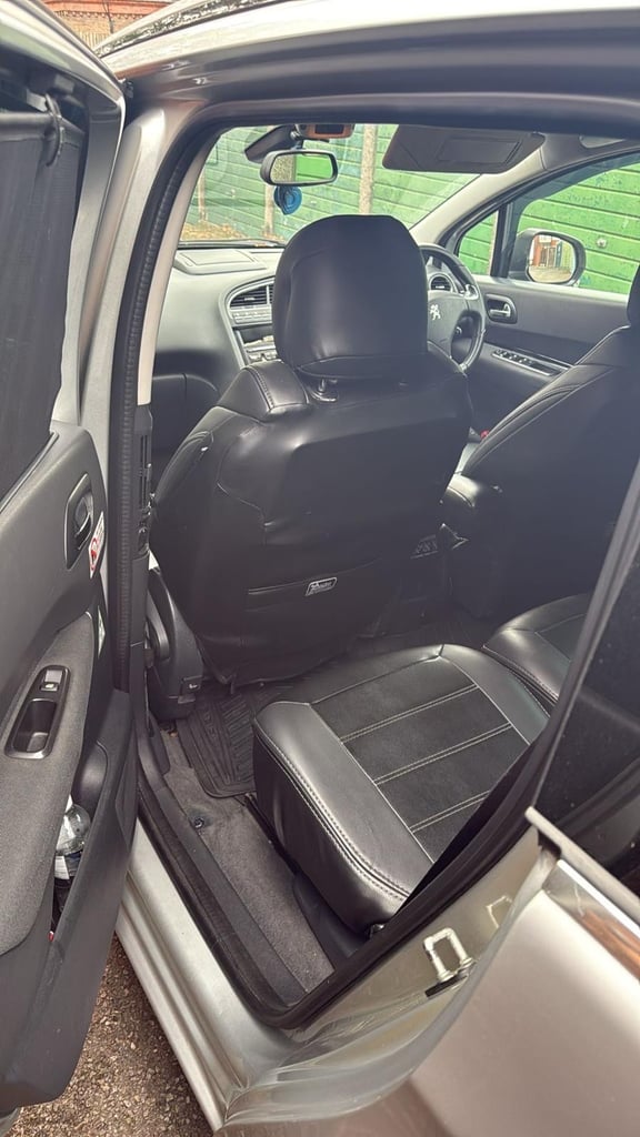 Peugeot, 5008, MPV, 2016, Semi-Auto, 1560 (cc), 5 doors