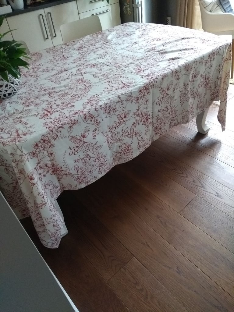 Table cloth 