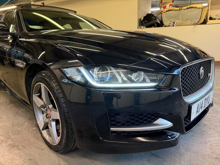 2016 Jaguar XE 2.0d R-Sport Saloon 4dr Diesel Auto AWD Euro 6 (s/s) (180 ps)