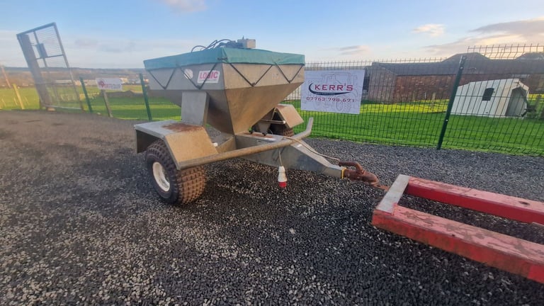 Quad atv logic electric sheep snacker feeder farm livestock tractor 