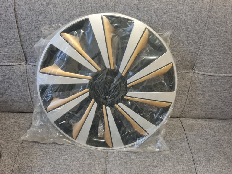 Wheel cover 16 inch brand new 