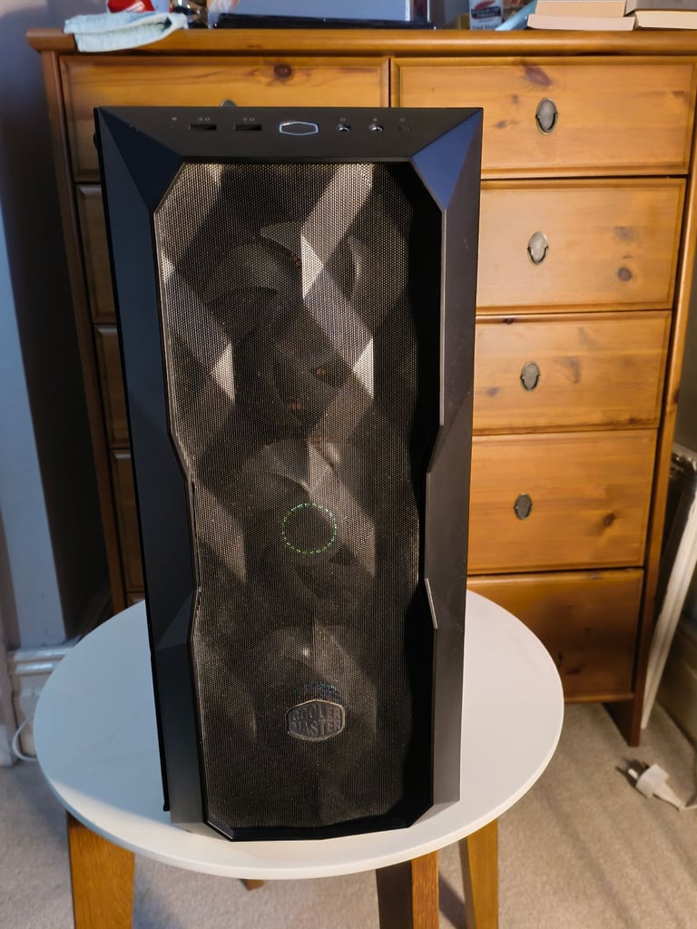 Share Gaming PC RYZEN 5 5800X ROG STRIX B550-F GAMING WIFI 16GB RAM 2TB SSD 650W PSU