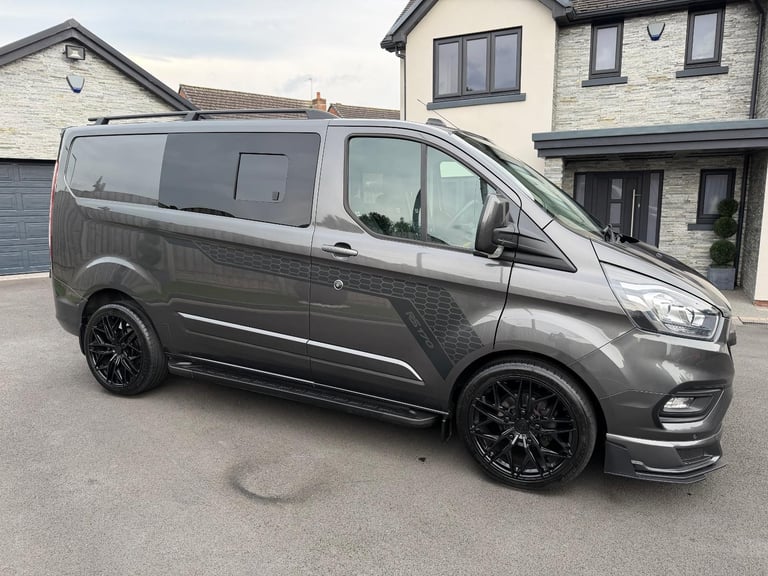 2022/22 FORD TRANSIT CUSTOM LIMITED RS EDITION SWB CREW VAN 170ps "no vat"