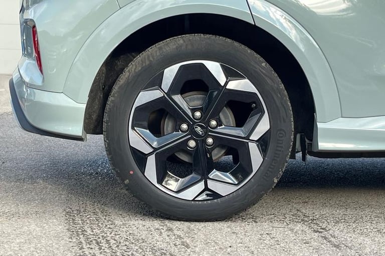 2024 Ford Puma ST-LINE X | Rear Parking Sensors | Cruise Control | Wireless Charging Pad M Hatchb...