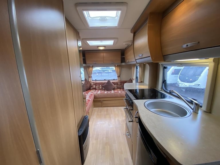 2009 SWIFT SUNDANCE 590RL 4 BERTH MOTORHOME