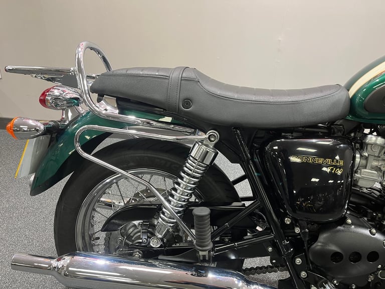 Triumph Bonneville T 100, 2011