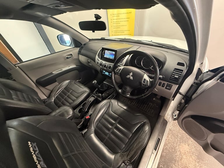 2012 Mitsubishi L200 2.5 DI-D Barbarian Black 4WD Euro 5 4dr (LB) PICK UP Diesel Manual