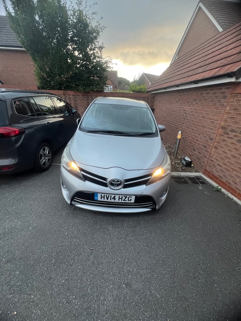 Toyota, VERSO, MPV, 2014, Manual, 1598 (cc), 5 doors