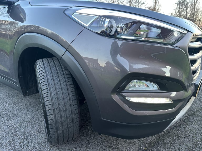 Hyundai Tucson 1.6 GDI *** LOW MILEAGE *** STUNNING CAR
