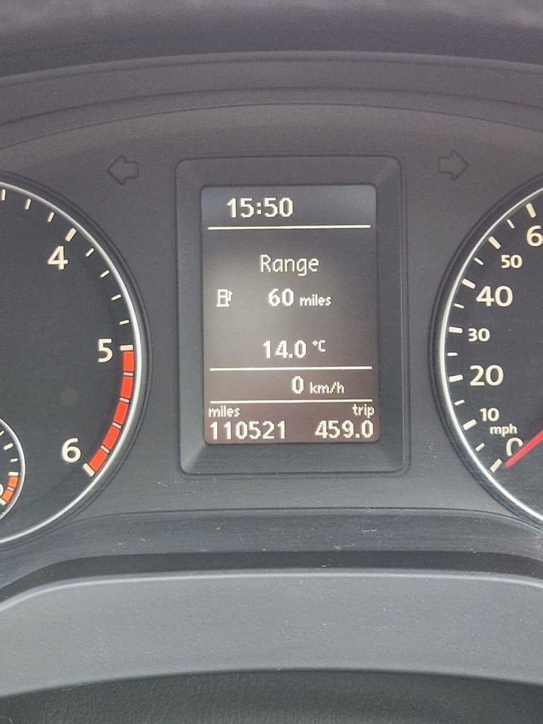 Volkswagen, JETTA, Saloon, 2011, Manual, 1598 (cc), 4 doors