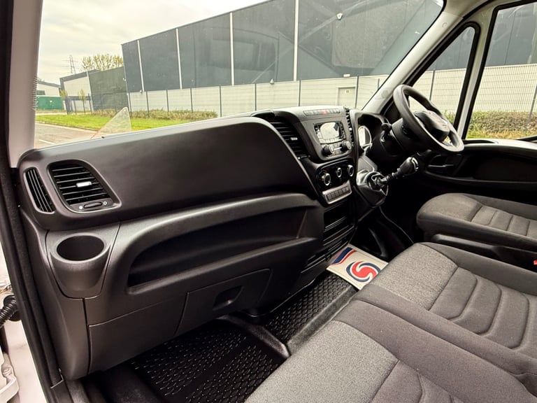 2022 Iveco Daily 2.3 High Roof Van 4100 WB XLWB PANEL VAN Diesel Manual