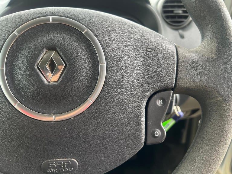 2012 Renault Kangoo 1.6 Expression 5dr Auto [AC] MPV Petrol Automatic