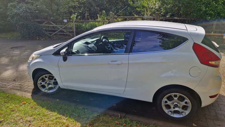 2012 Ford Fiesta 1.25 Zetec 3dr [82] HATCHBACK Petrol Manual