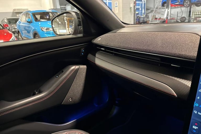 2024 Ford Mustang Mach-E Extended Range 91kWh Premium SUV 5dr Electric Automatic (294 ps) Automat...