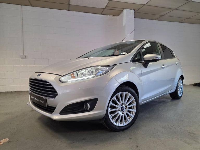  Ford Fiesta 1.6 Titanium Powershift Euro 5 5dr Petrol Automatic