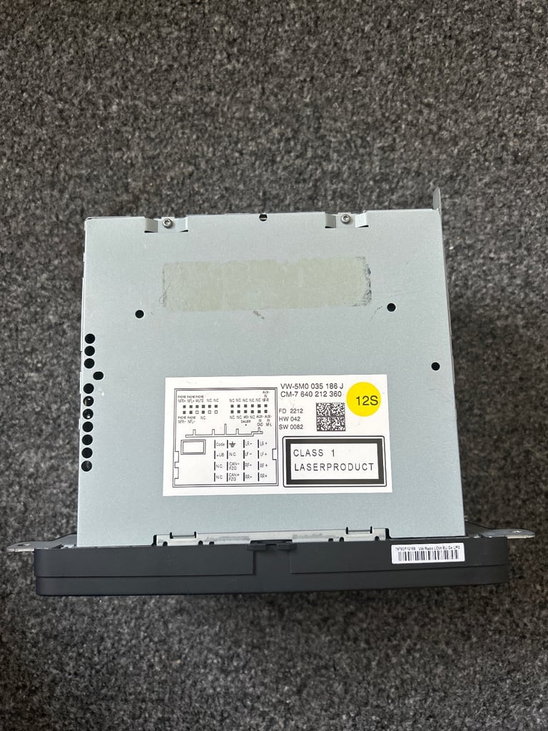 VOLKSWAGEN POLO 2009-2014 CD AND RADIO HEAD UNIT