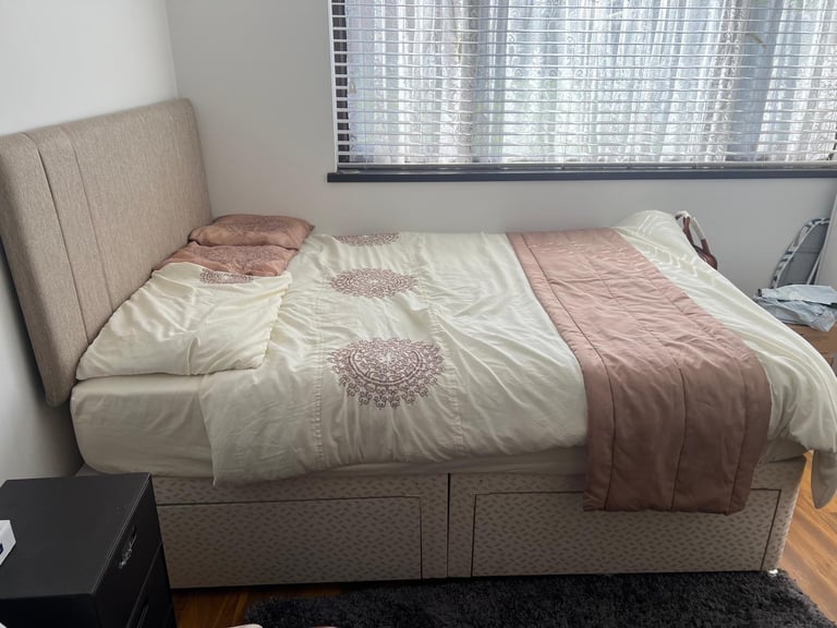 Double bed with two draws, including mattress and headboard