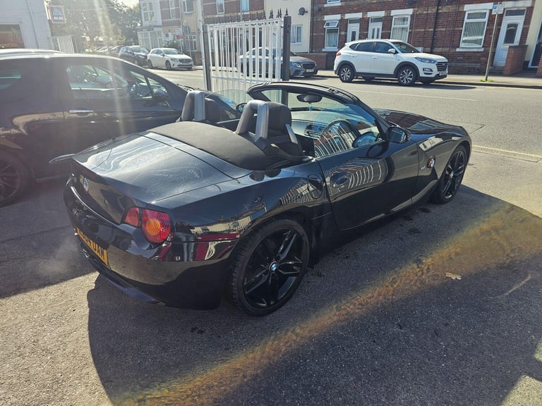 2004 BMW Z4 2.2i SE Euro 3 2dr CONVERTIBLE Petrol Manual