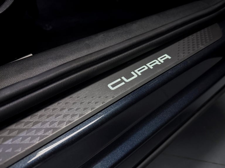 2025 Cupra Formentor 1.5 eHybrid 25.8kWh V1 SUV 5dr Petrol Plug-in Hybrid DSG Euro 6 (s/s) (204 H...