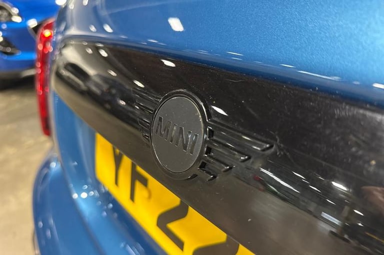 2022 MINI Hatch 1.5 Cooper Sport 5dr Auto HATCHBACK PETROL Automatic