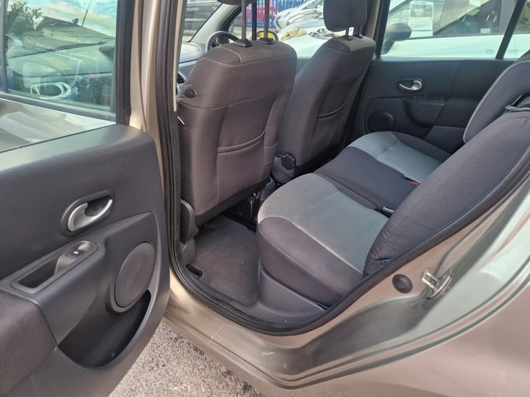 2008 Renault Grand Modus 1.6 Dynamique 5dr Auto HATCHBACK Petrol Automatic
