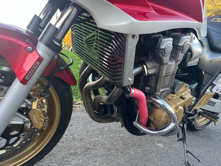 HONDA CB1300SA-5, 2007(07), ONLY 10,547 MILES, FSH, STUNNING BIKE, £4995