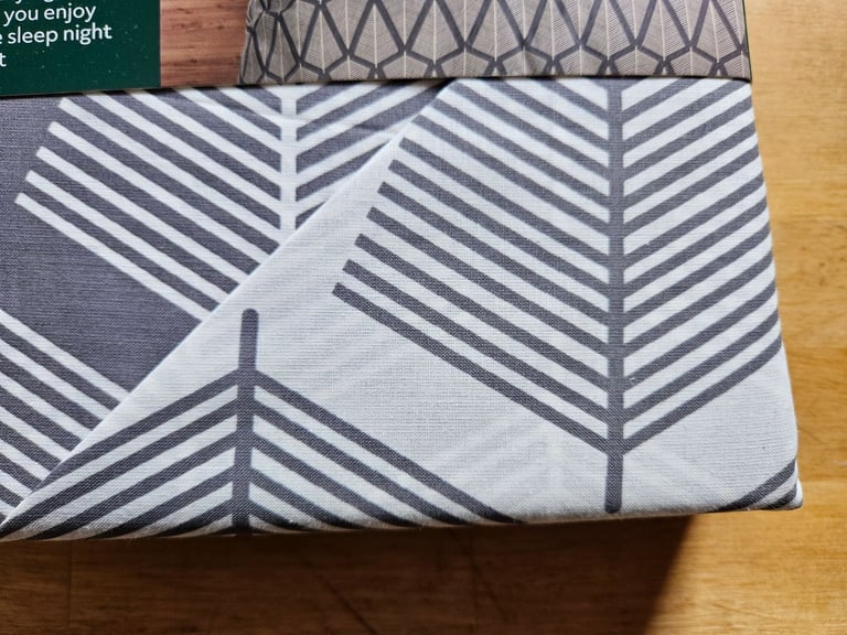 image for Brand new double duvet set / bedding / bed linen by Sainsburys £6