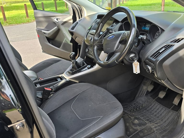 2016 Ford Focus 1.0 Manual Zetec EcoBoost 61000 Miles. NAV . PX OK. Petrol 5dr hatchback. HATCHBA...