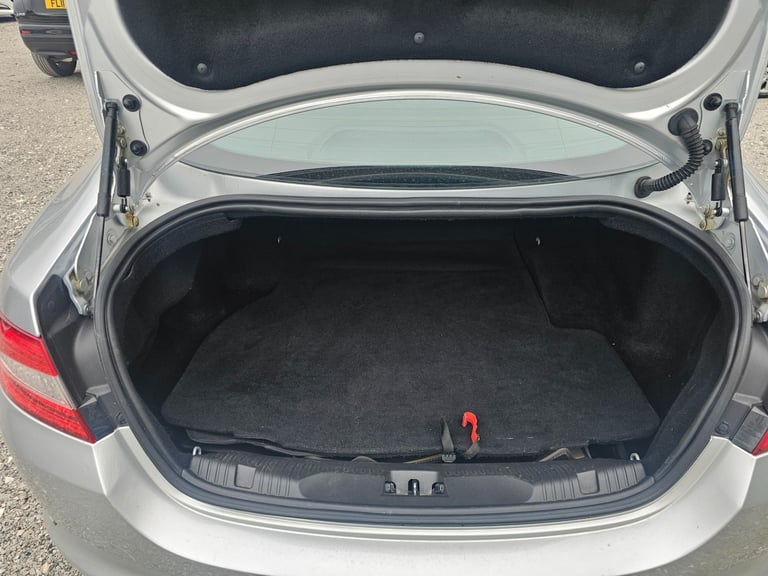 2012 Jaguar XF 2.2d [200] Premium Luxury 4dr Auto SALOON Diesel Automatic