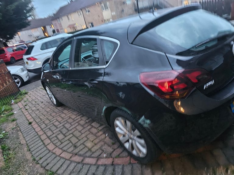 Vauxhall, ASTRA, Hatchback, 2010, Manual, 1598 (cc), 5 doors
