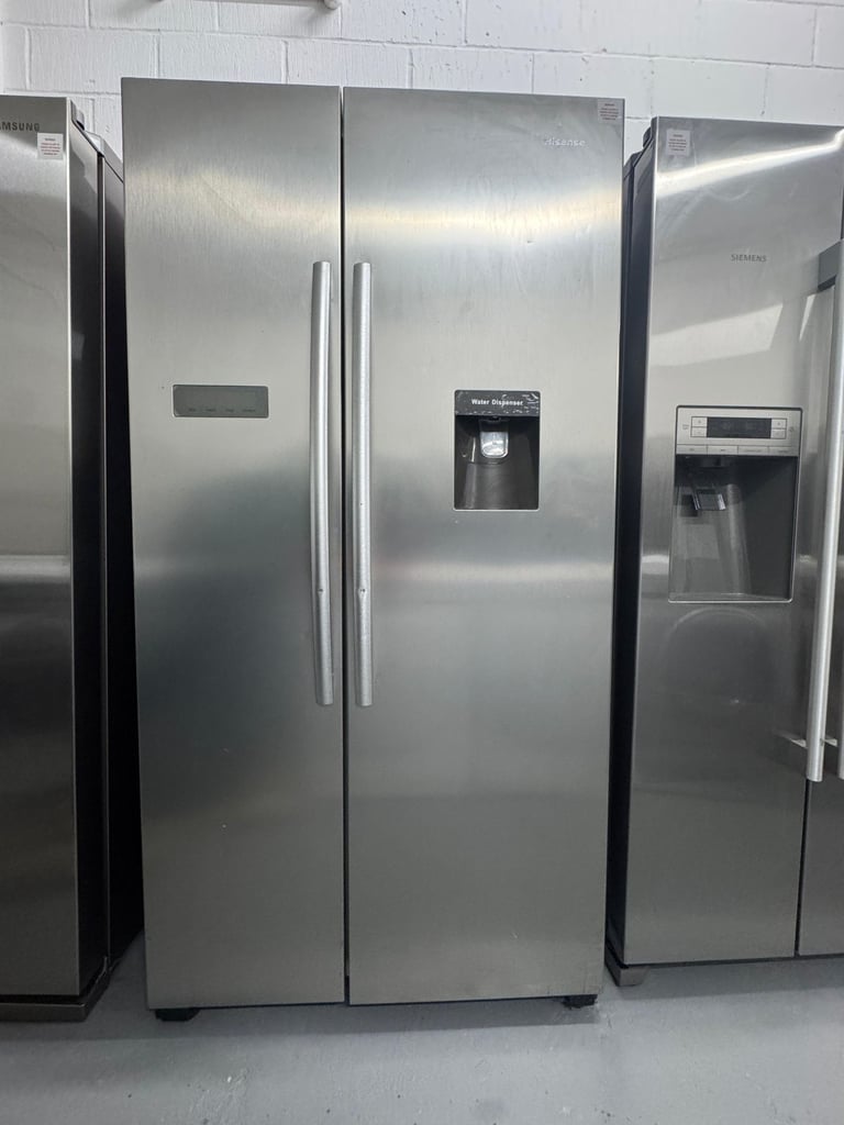 Hisense 562L PureFlat American Style Fridge Freezer - Free Same Day Delivery