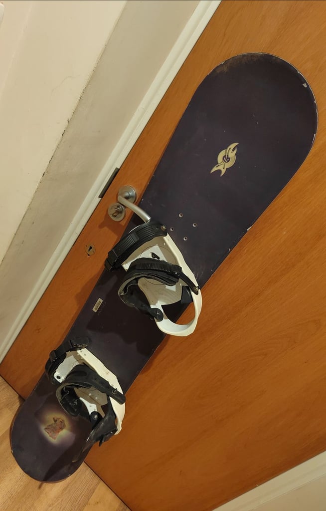 SNOWBOARD 140 cm