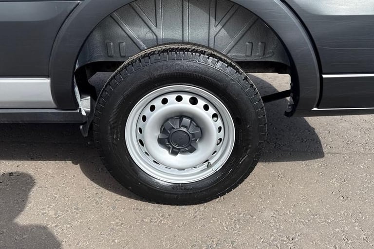 2024 Ford Transit 350 Leader AUTO L3 H2 LWB Medium Roof FWD 2.0 EcoBlue 165ps, AIR CON Automa Pan...
