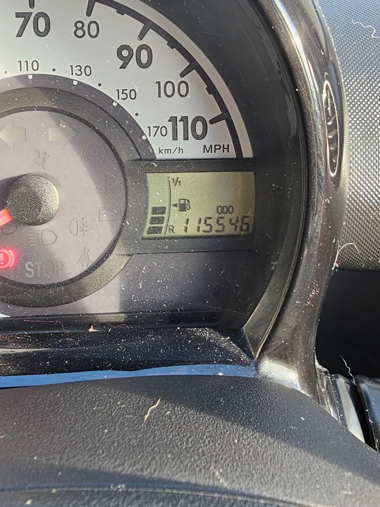 Toyota, AYGO, Hatchback, 2011, Manual, 998 (cc), 5 doors