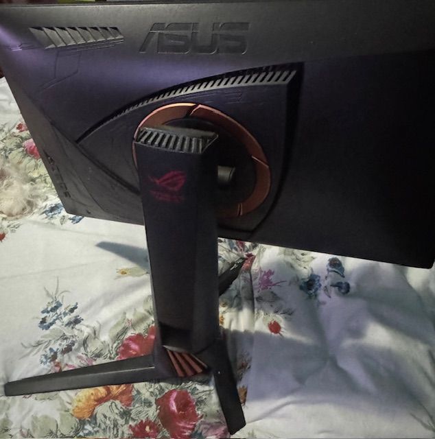 GAMING PC FOR SALE UNIT AND MONITOR