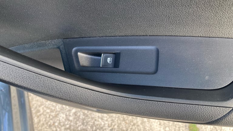 2019 Skoda Karoq 1.5 TSI SE L 5dr DSG Petrol Estate Estate Petrol Automatic