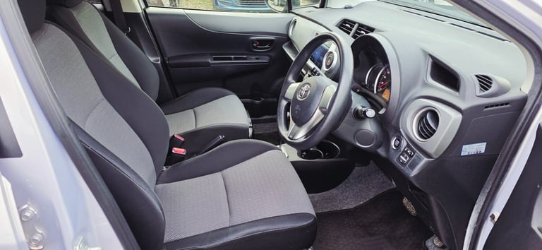 2025 Toyota Yaris VVT-i  Hatchback Petrol Automatic